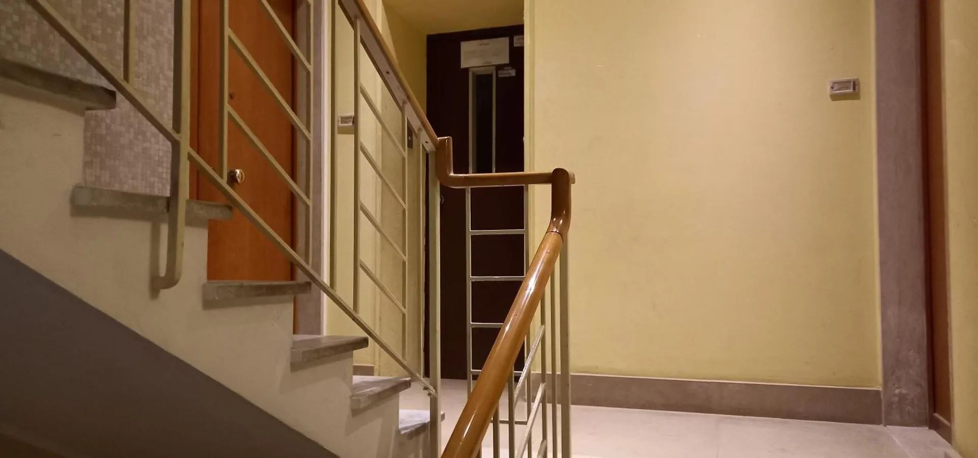 Holiday Flat Bari 0*,